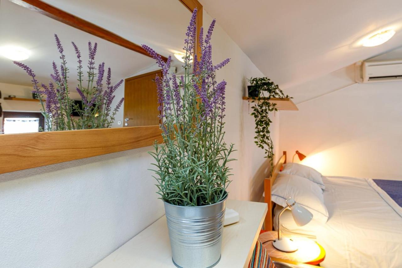 Apartments Pernar ポレッチ エクステリア 写真
