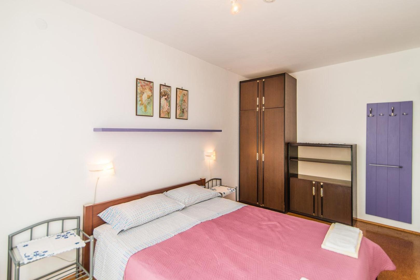 Apartments Pernar ポレッチ 部屋 写真